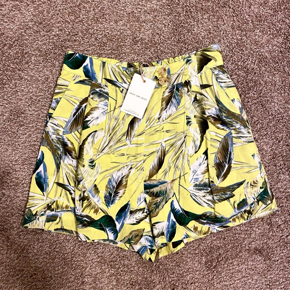 NWT Skies are Blue Shorts Size XS